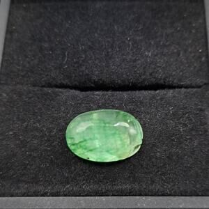 Natural Oval Green Emerald Treated Gemstone, 9.20, Zambia